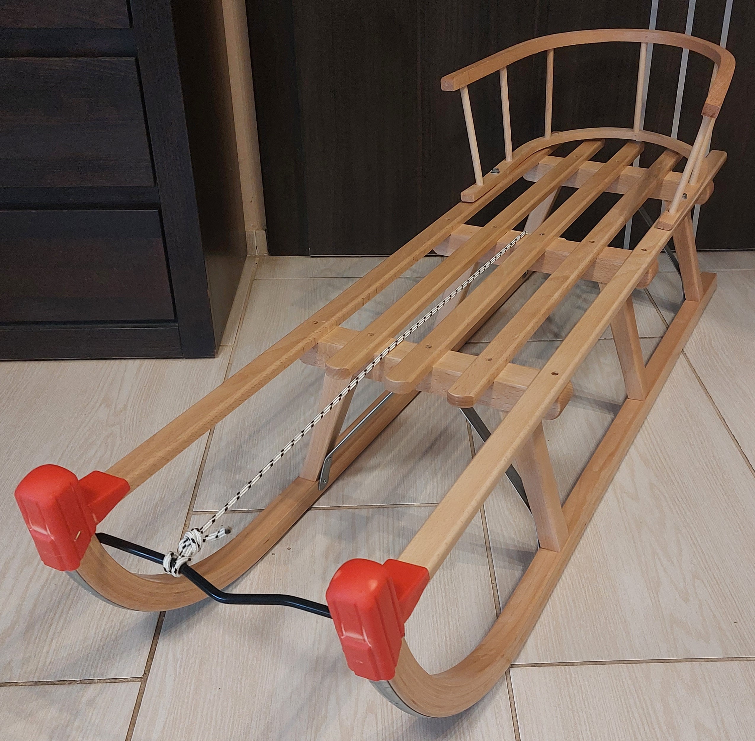 Elfogyott! Piros erősített szánkó (120 cm) - Image 7